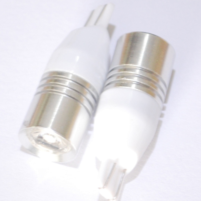 T15 5W CREE automatické led žárovky